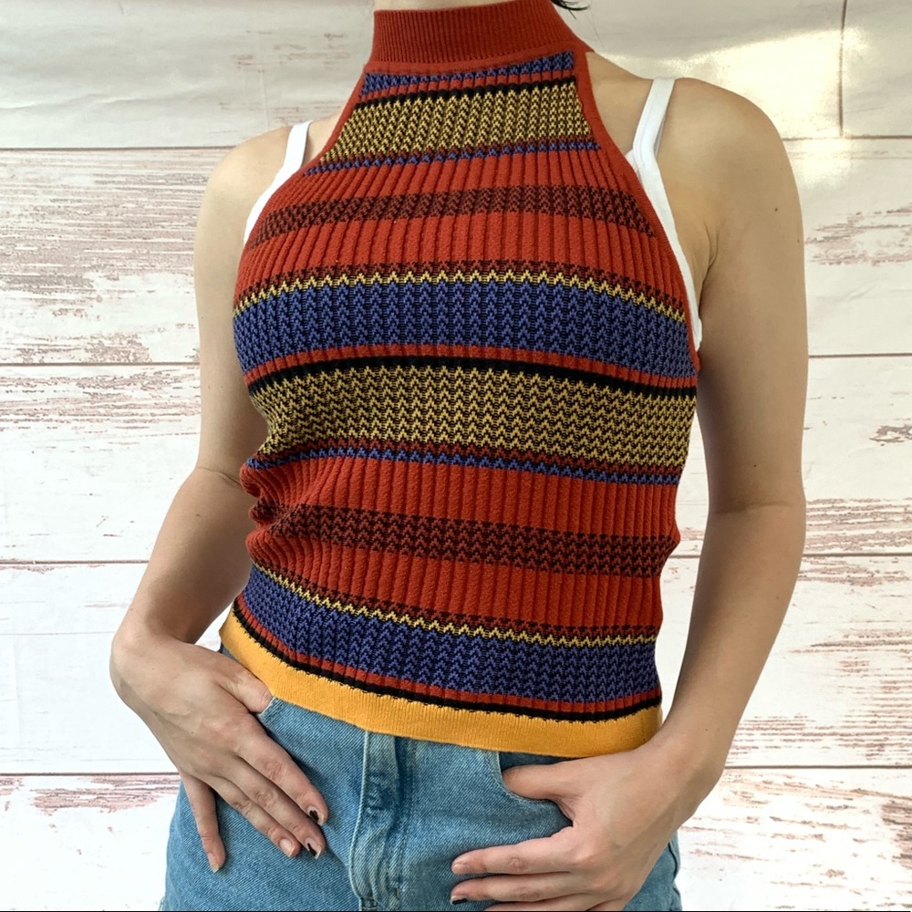 FOREVER 21 HIGH NECK SLEEVELESS SWEATER TOP MEDIUM